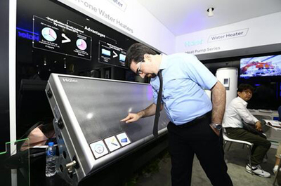 海爾太陽能 十大品牌引領(lǐng)者，首創(chuàng)無水箱技術(shù)革新家居熱水體驗